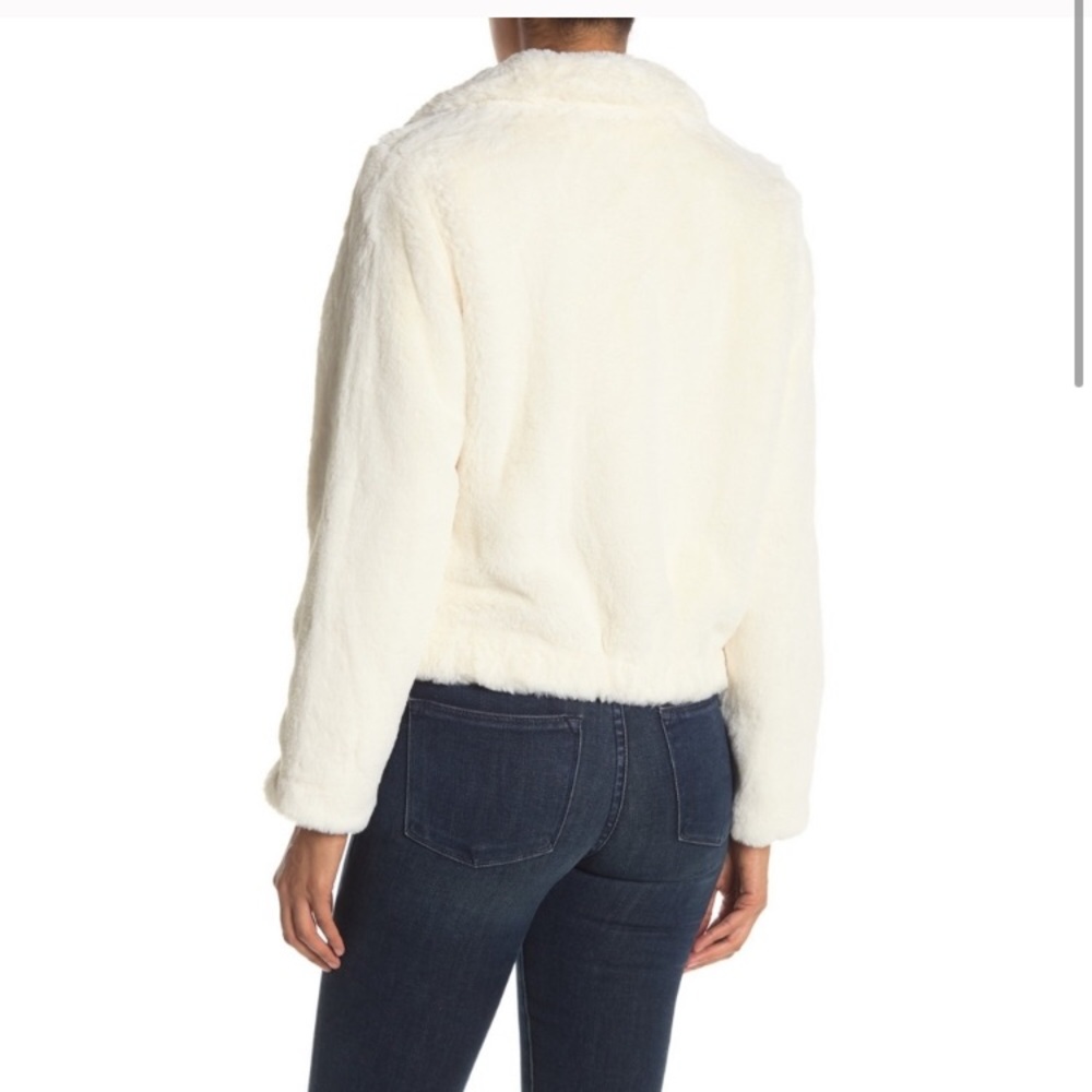 Lucky Brand Missy Two Tone Faux Fur Jacket NEW Cozy - Picture 3 of 3